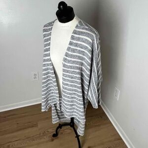 Lane Bryant Gray and White Striped Open Front Cardigan Plus‎ Size 14/16